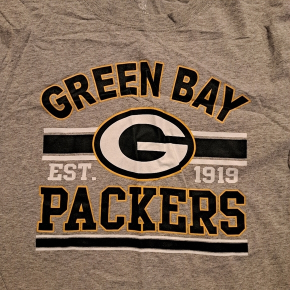 Green Bay Packers boys xl or 14/16 long sleeved gray shirt - Picture 2 of 5